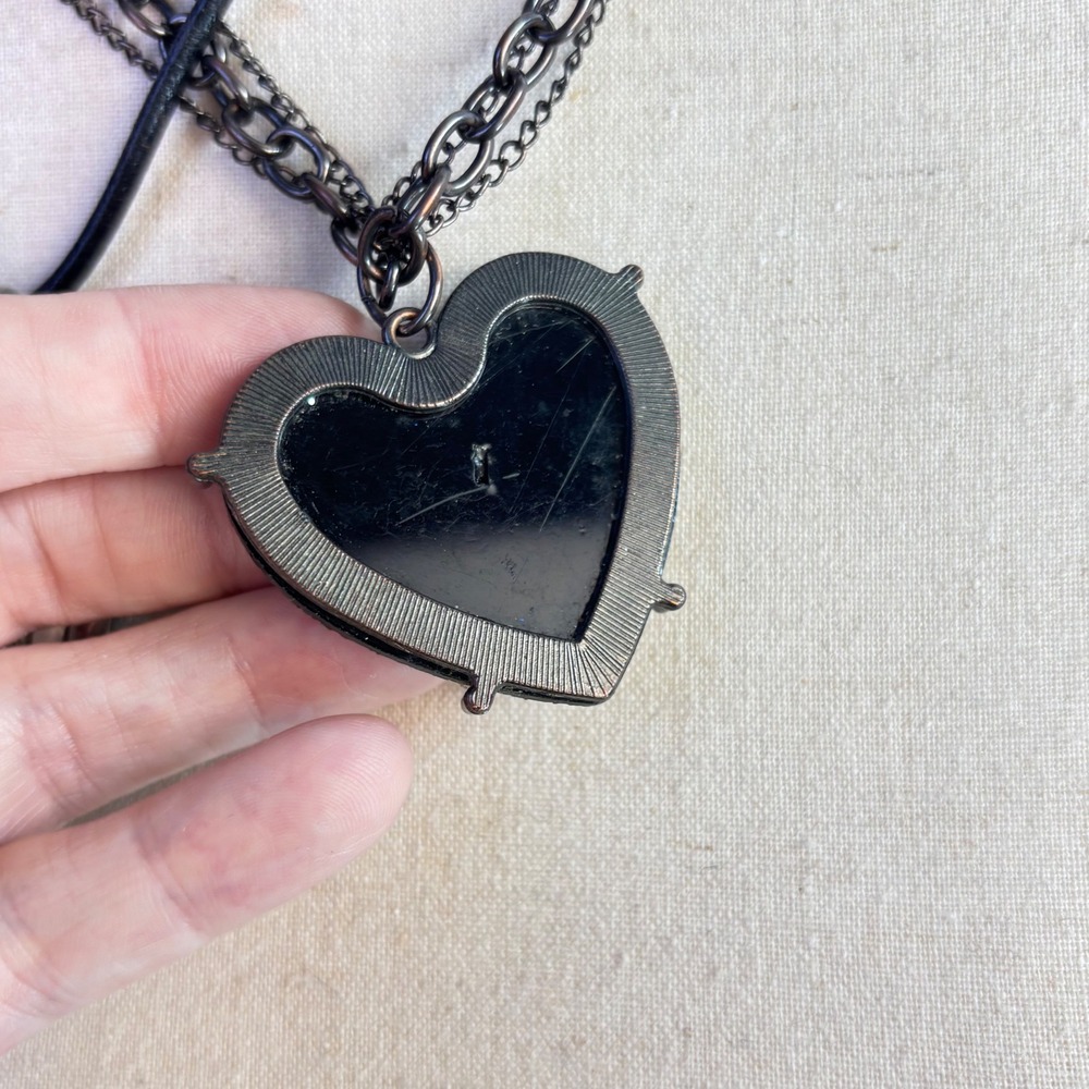 Vintage Heart Necklaces Silver Black Metal Crystal Y2K Grunge Celestial Goth - Picture 8 of 16